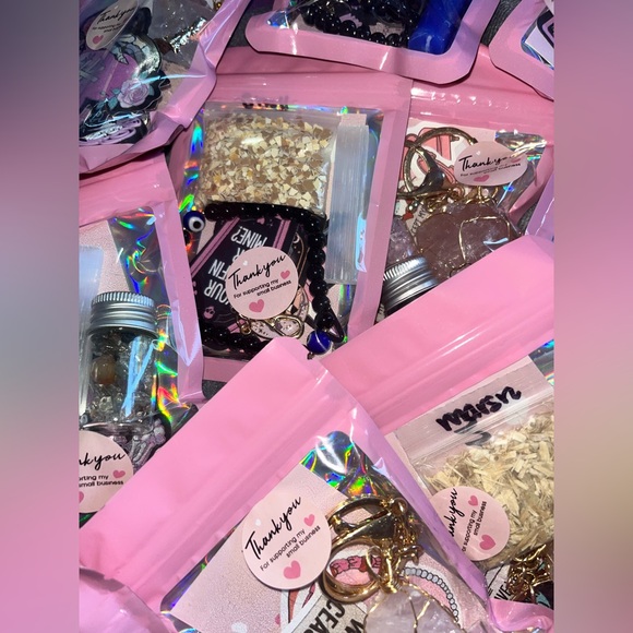 Mystery Crystal Bag - Picture 6 of 8